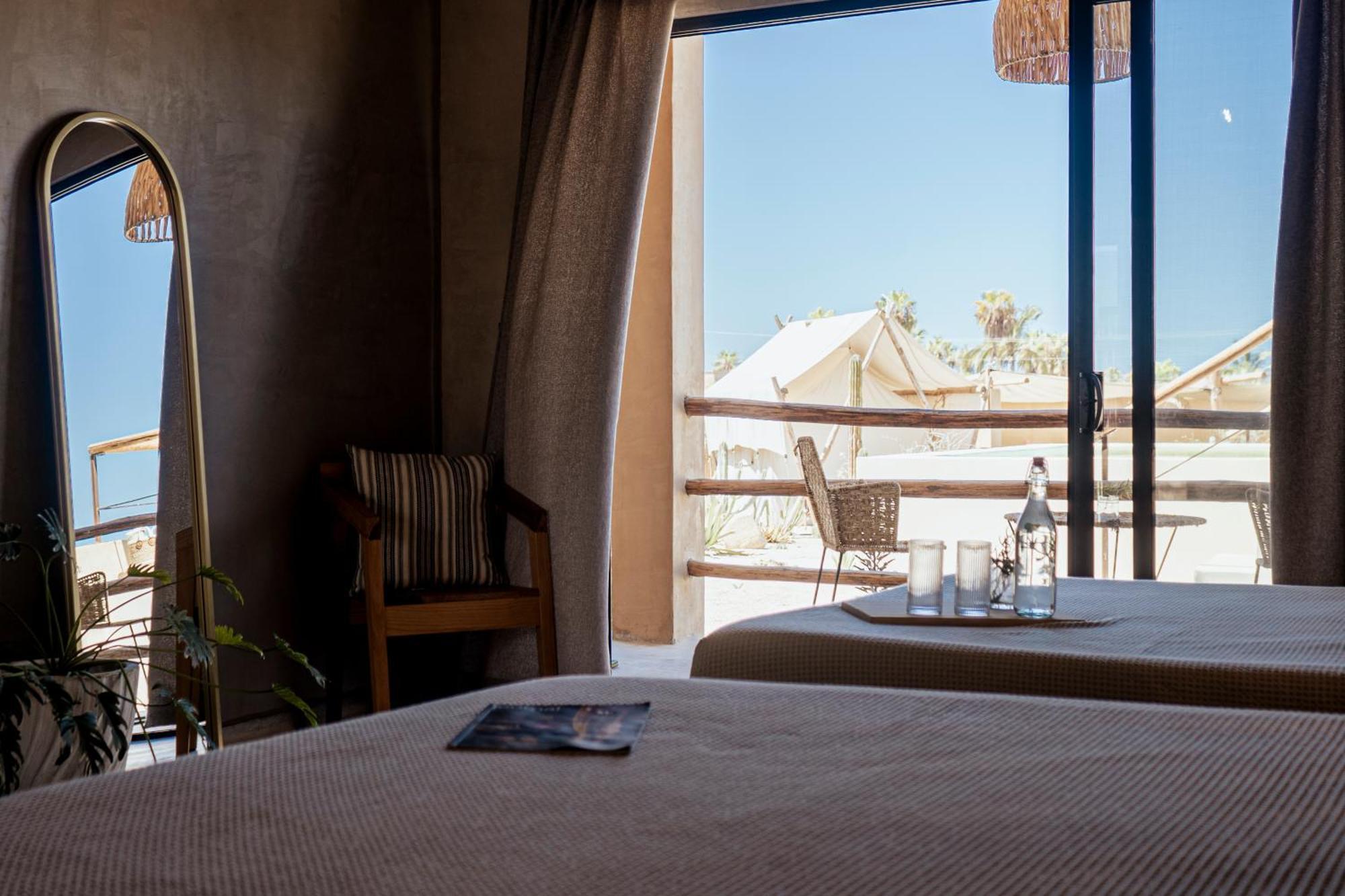 Baja Temple Hotell Todos Santos Rum bild